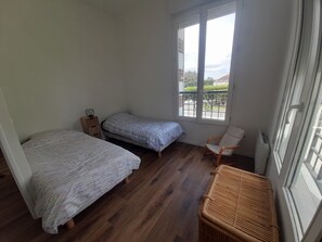 2 間睡房、免費 Wi-Fi、床單