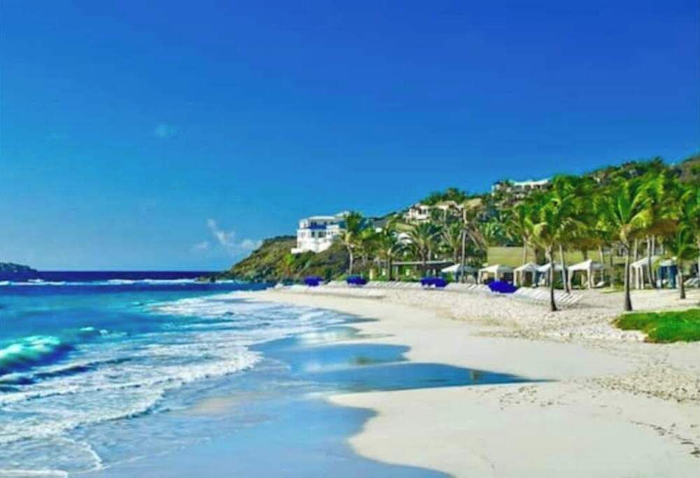 Solstolar och strandhanddukar