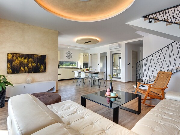 Villa | Living area - Apartment in Croatia Near the Adriatic Coast (Medulin)