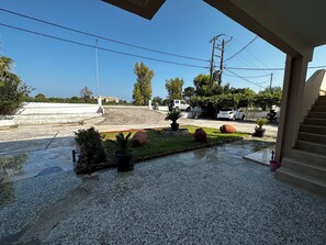 Property grounds - Alia Di Rodi 2 (Afantou)