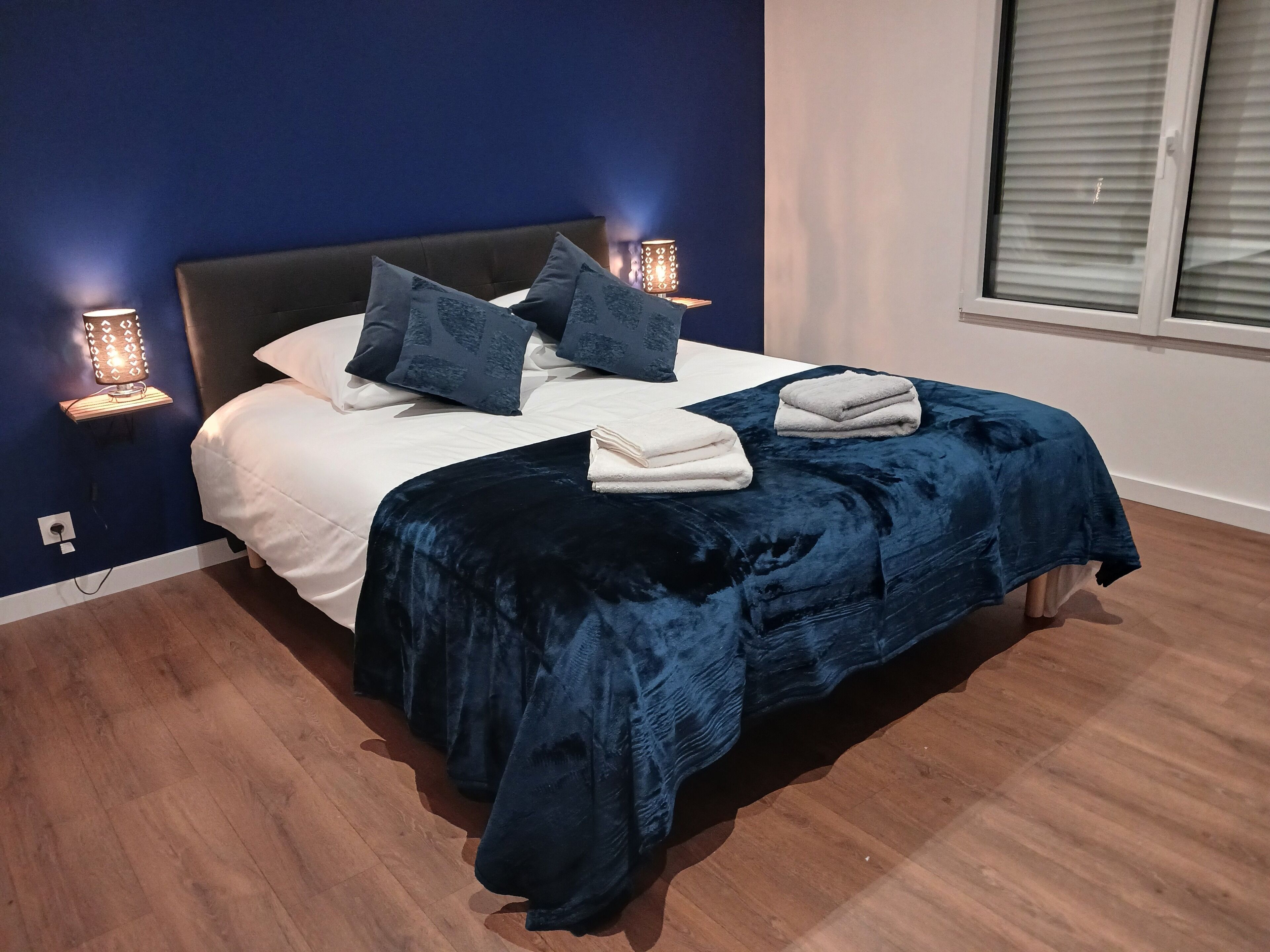 3 dormitorios, tabla de planchar con plancha, wifi y ropa de cama