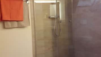 House | Bilik Mandi