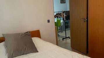 Apartment | 3 bedrooms, bed sheets