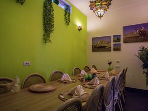 Dining - Very Nice Manor House in North African Atmosphere (Kortrijk)