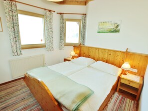 Apartment | 3 bedrooms, bed sheets - Child-friendly Apartment With Sauna (Hermagor-Pressegger See)