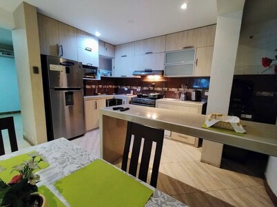 Acogedor apartamento en el corazón de Trujillo, un espacio perfecto y tranquilo.