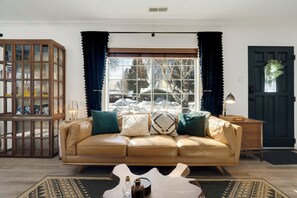 TV - Navajo (Flagstaff)