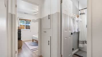 Perlengkapan mandi gratis dan pengering rambut