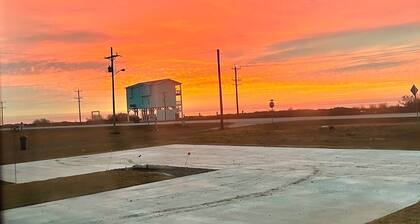 RV Rental Great for Familes w/ Bunkroom!! Across from BEACH