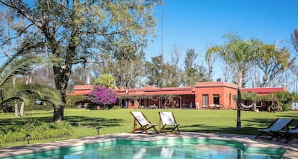 Estancia La Violeta