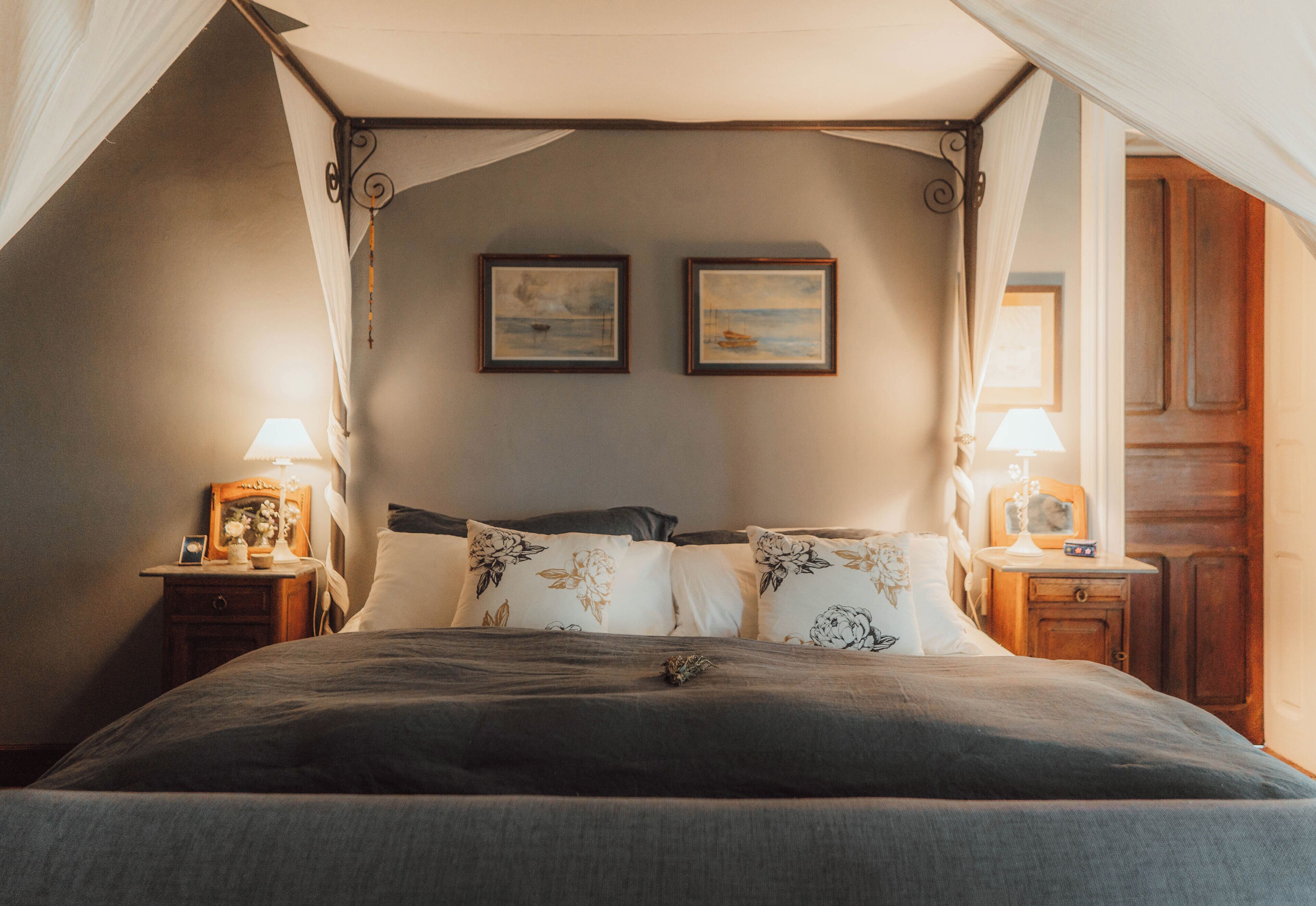 Chambre Supérieure | Draps italiens Frette, literie de qualité supérieure, surmatelas