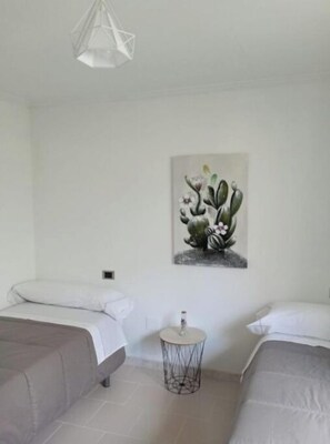 1 Schlafzimmer, Bügeleisen/Bügelbrett, Reisekinderbett, kostenloses WLAN