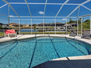 A heated pool - The Sunsetter | Pool | Boating water | Dock | Child friendly (Port Charlotte)