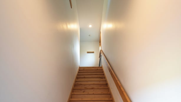 Interior - Private, second story retreat with amazing views just minutes from town. (Bonners Ferry)
