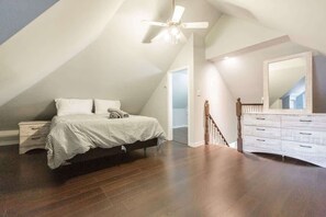 3 bedrooms, free WiFi, bed sheets