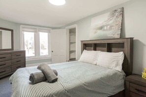 3 bedrooms, free WiFi, bed sheets