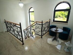 Villa | Reception