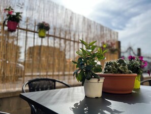 Outdoor dining - HomingPisa - Gemini One (Pisa)
