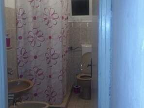 Apartment | Badezimmer