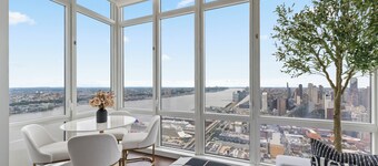 BREATHTAKING SKYLINE VIEWS! Corner Luxury 2BR/2BA near Times Sq + Video Tour