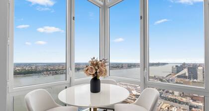 BREATHTAKING SKYLINE VIEWS! Corner Luxury 2BR/2BA near Times Sq + Video Tour