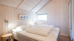 House - 10 Person Holiday Home in Henne (Henne)