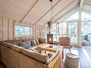 Living area - 10 Person Holiday Home in Henne (Henne)