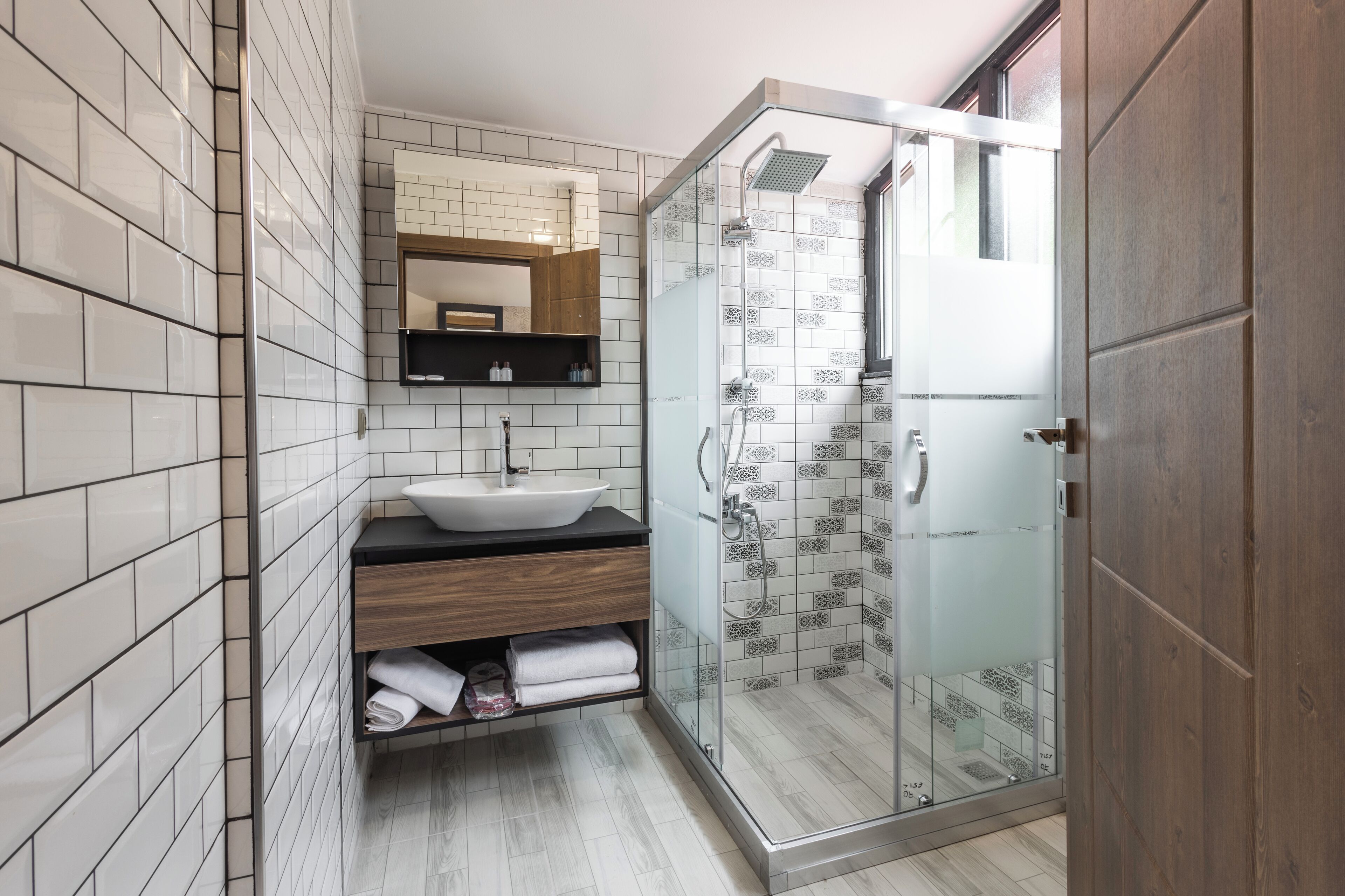 Shower, free toiletries, hair dryer, slippers