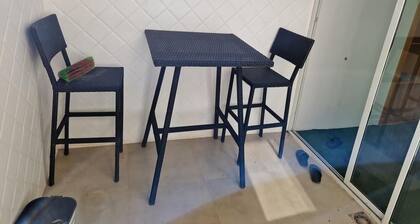 2 Bed Villa, Sleeps 4 - Garden, Wifi, Parking