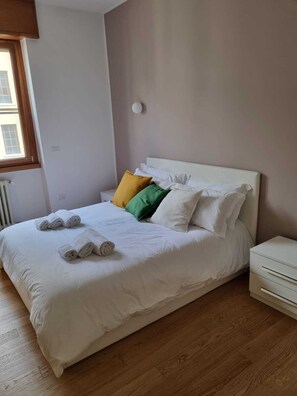 2 chambres, fer et planche à repasser, Wi-Fi, literie fournie