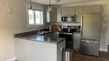 Basic Suite | Private kitchen