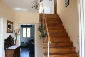 Interior - peaceful,private,modernized farmhouse,courtyard, pool with vineyard valley views (Cerik)