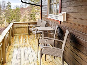 House | Terrace/patio - 4 Person Holiday Home in Lysoysundet (Orland)