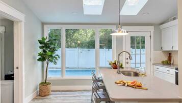 Rumah (4 Bedrooms) | Interior