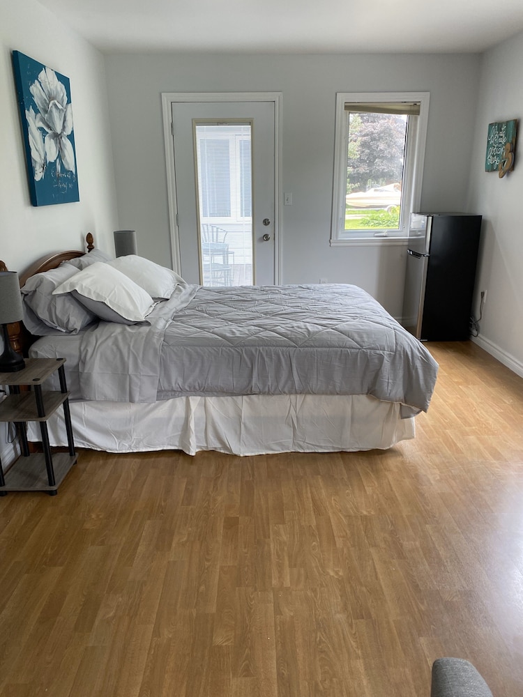 to beaustiful Cape Bretton island , home to the famous Cabot