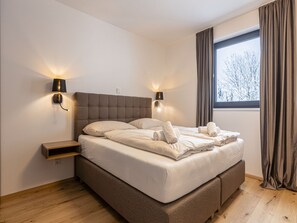 Apartment | 2 bedrooms, individually furnished, bed sheets - Apartment With Shared Infinity Pool (Sankt Martin am Tennengebirge)