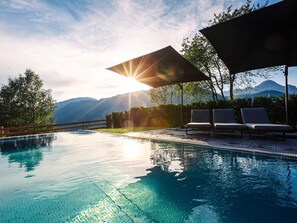 Apartment | Pool - Apartment With Shared Infinity Pool (Sankt Martin am Tennengebirge)