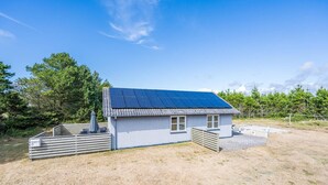 House | Exterior - 4 Person Holiday Home in Blavand (Blavand)
