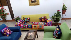 Living area - Suyay B&B (Cusco)