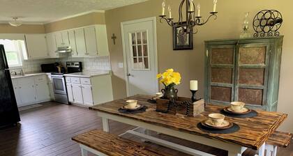 Family home about a mile from Shiloh Park. Pet friendly with a fenced-in yard!