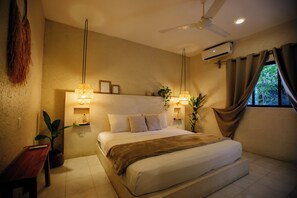 Room, 1 King Bed, Balcony | Individually decorated, free WiFi, bed sheets - Hotel Noah Tulum (Tulum)