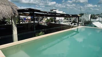 Alberca al aire libre