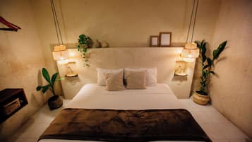 Studio, Multiple Beds, Kitchenette | Individually decorated, free WiFi, bed sheets