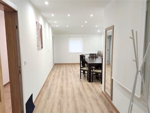 Apartment | Dining