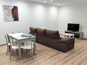 Apartment | Dining - Apartment in Ourense Near Hot Springs (Ourense)