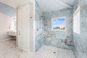 Shower, jetted bath, hair dryer, towels - Gulf-Front, Spacious, Private Boardwalk, Pool, Theater + Game Room, Pet-Friendly (Port St. Joe)