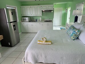 Superior Room, 1 King Bed, Ocean View