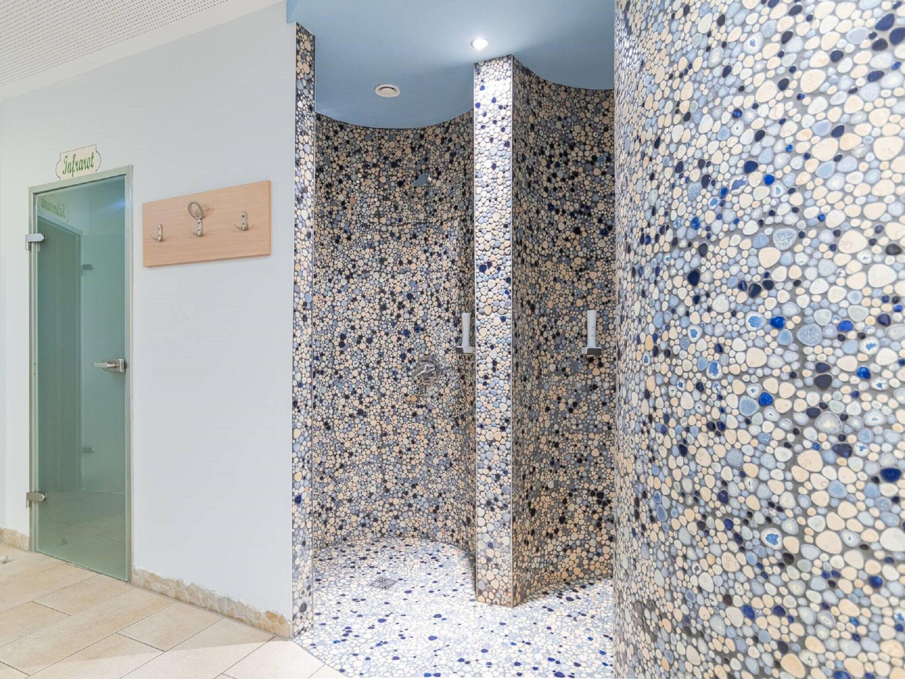 Apartment | Bathroom