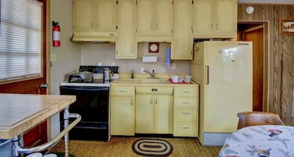 70s Mountain Cabin | Near San Antonio Hot Springs