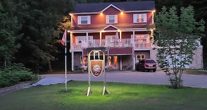 The Hidden Treasure - Le Trésor Caché